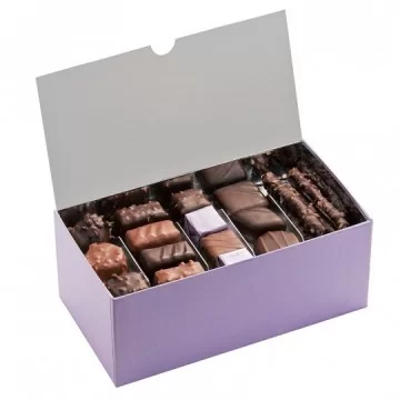 Coffret de chocolat personnalisée - Assortiment de chocolat noir et lait - Coffret personnalisée - Coffret de chocolat - 550g